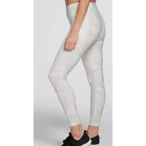 NWT CALIA by Carrie Underwood Energize Printed 7/8 Leggings – 2XL – Inseam 24"